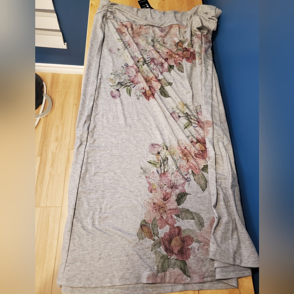 NWT Maternity 3x Maxi Skirt